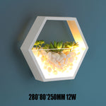 Plant wall lamp - Babies Hunt