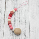 PACIFIER CLIP HOLDER WITH PENDANT - Babies Hunt