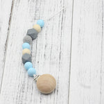 PACIFIER CLIP HOLDER WITH PENDANT - Babies Hunt